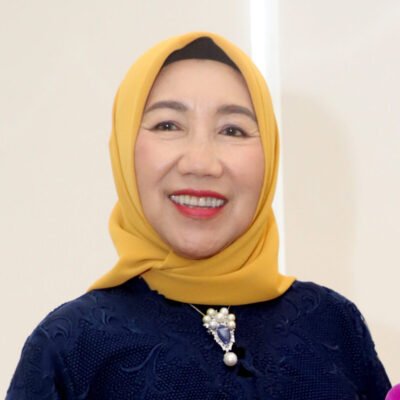 Ibu Ernawati Trenggono