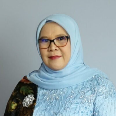 Ibu Martati Amran